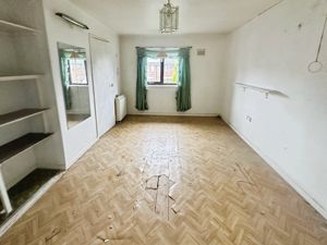 Bedroom 1- click for photo gallery